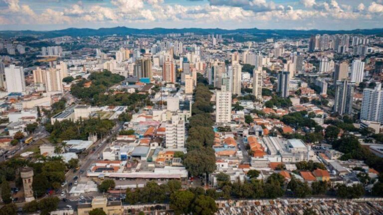 jundiai:-calor-e-sol-entre-nuvens-sao-destaques-da-terca-(22)