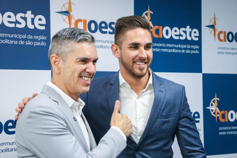 prefeito-guto-issa-e-eleito-presidente-do-consorcio-cioeste