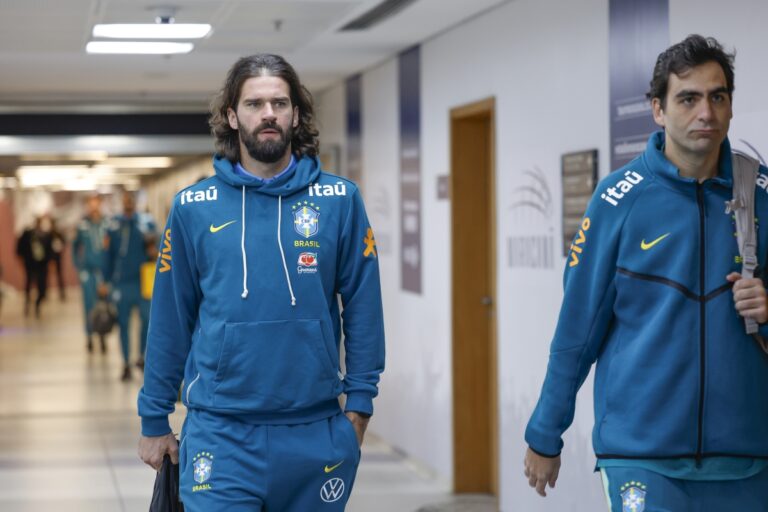 selecao-brasileira:-alisson-garante-que-esta-100%-recuperado-de-lesao